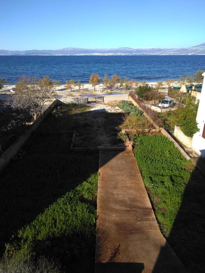 Apartments Zvonimir,Place By The Sea Mirca  ภายนอก รูปภาพ
